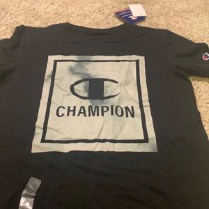 NWT boys  black and grey t-short Champion size large